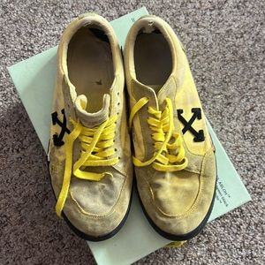 Vulcanized off whites